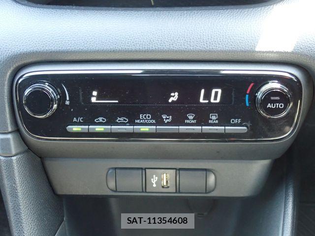 Toyota YARIS 2021-03 7510594-12