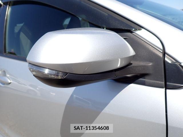 Toyota YARIS 2021-03 7510594-26