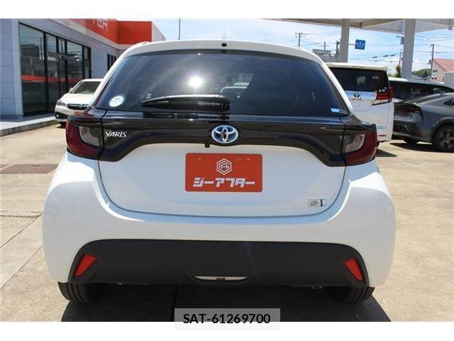Toyota YARIS 2021-09 7504161-11