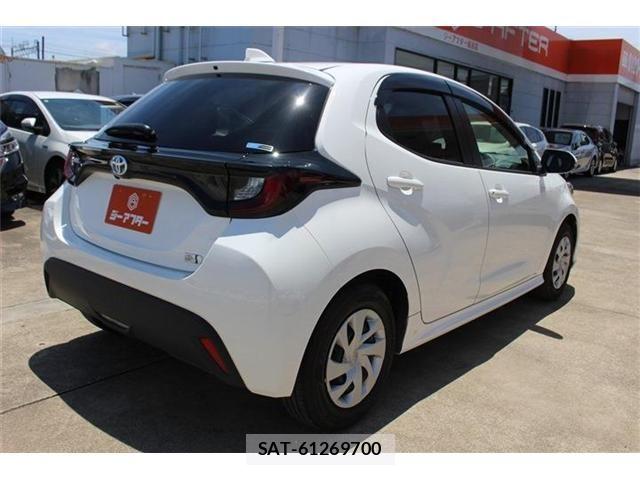 Toyota YARIS 2021-09 7504161-12