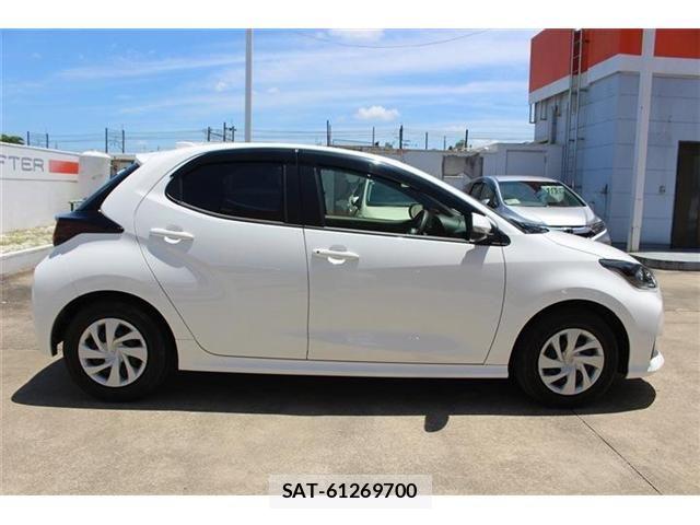Toyota YARIS 2021-09 7504161-13