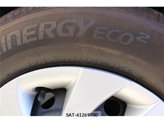 Toyota YARIS 2021-09 7504161-27