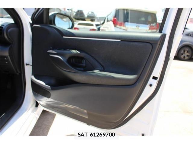 Toyota YARIS 2021-09 7504161-29