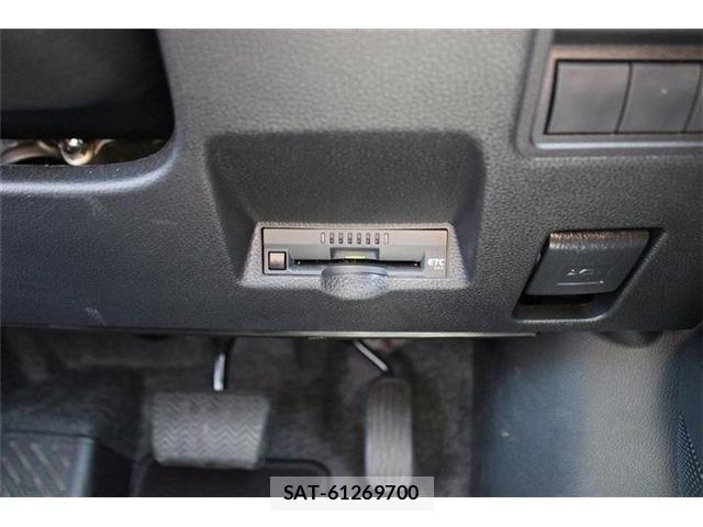 Toyota YARIS 2021-09 7504161-4