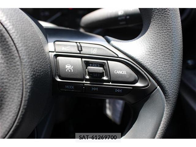 Toyota YARIS 2021-09 7504161-5
