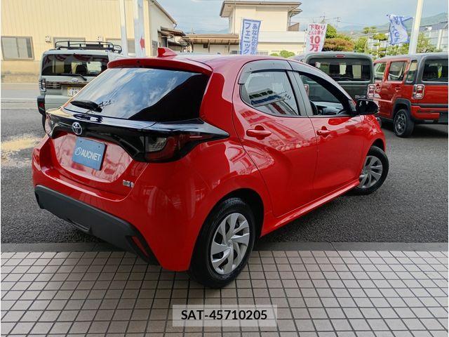 Toyota YARIS 2022-09 7563142-2