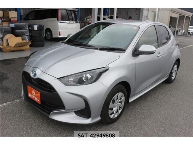 Toyota YARIS 2023-08 7621677-7