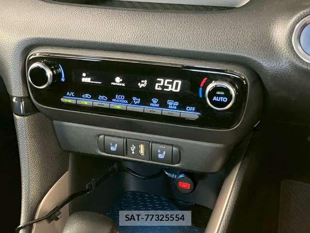 Toyota YARIS 2022-06 7621671-11