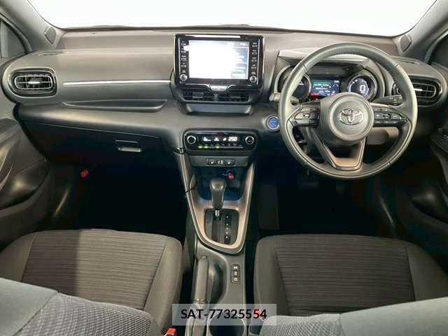Toyota YARIS 2022-06 7621671-14