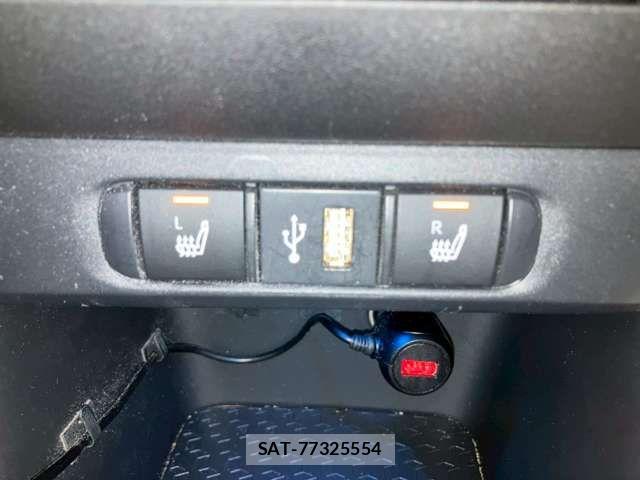 Toyota YARIS 2022-06 7621671-4