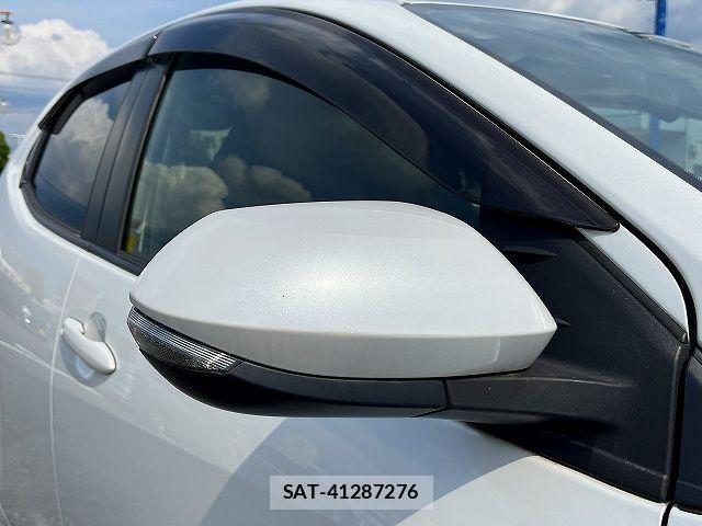 Toyota YARIS 2023-04 7621675-24