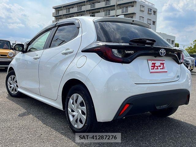 Toyota YARIS 2023-04 7621675-8