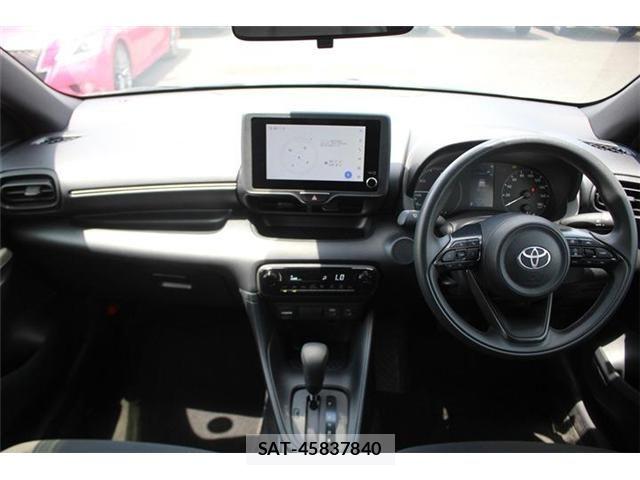 Toyota YARIS 2025-02 7621673-19