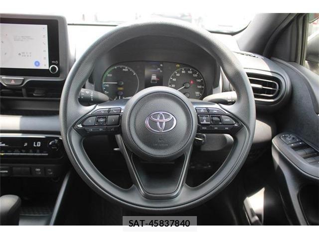 Toyota YARIS 2025-02 7621673-20