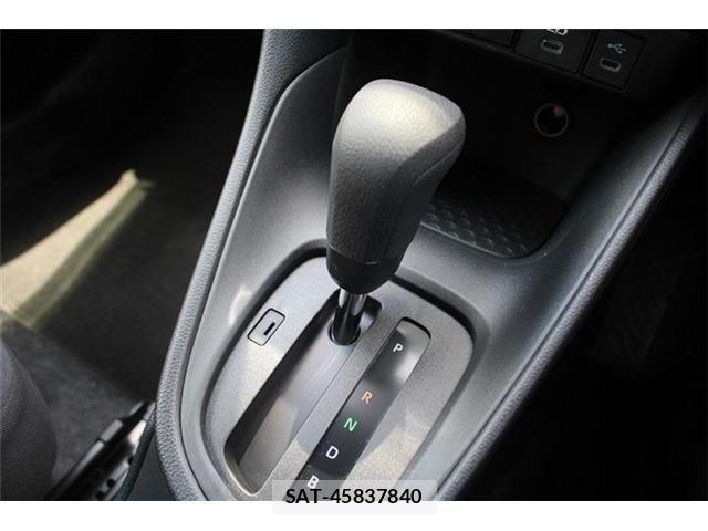 Toyota YARIS 2025-02 7621673-21