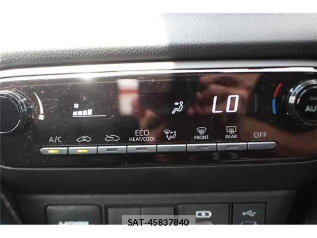Toyota YARIS 2025-02 7621673-23