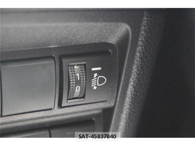Toyota YARIS 2025-02 7621673-27
