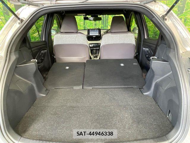 Toyota YARIS 2021-08 7621672-9