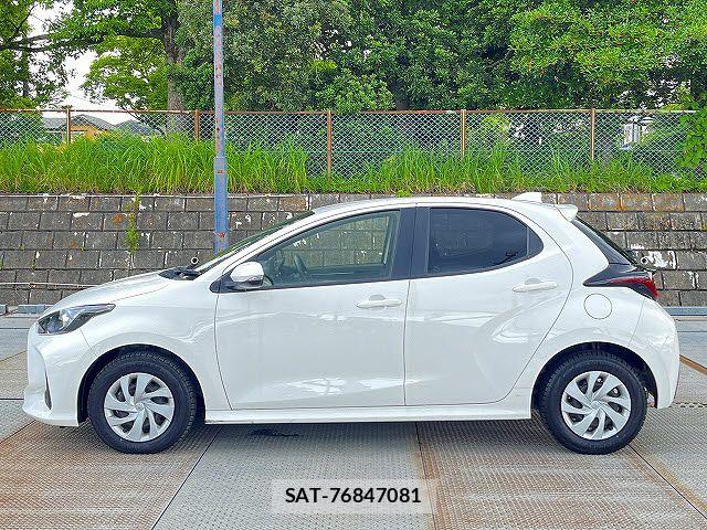 Toyota YARIS 2023-03 7621674-23