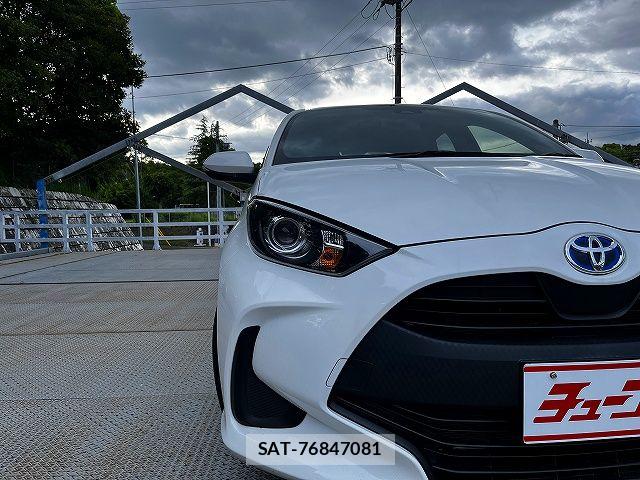 Toyota YARIS 2023-03 7621674-24