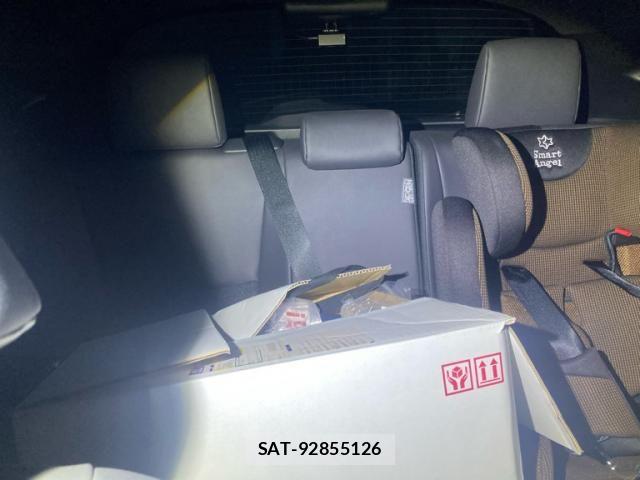 Toyota YARIS 2024-09 7621669-18