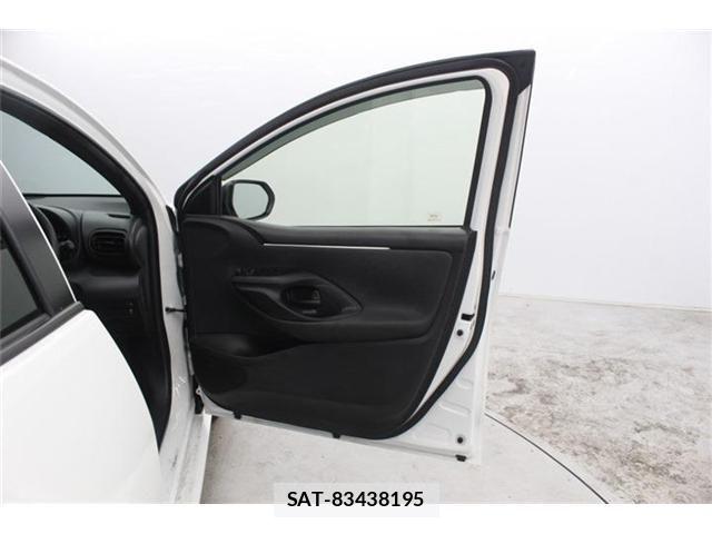 Toyota YARIS 2021-06 7731217-27