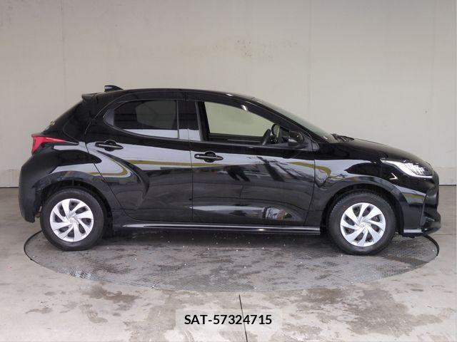 Toyota YARIS 2021-02 7731222-16