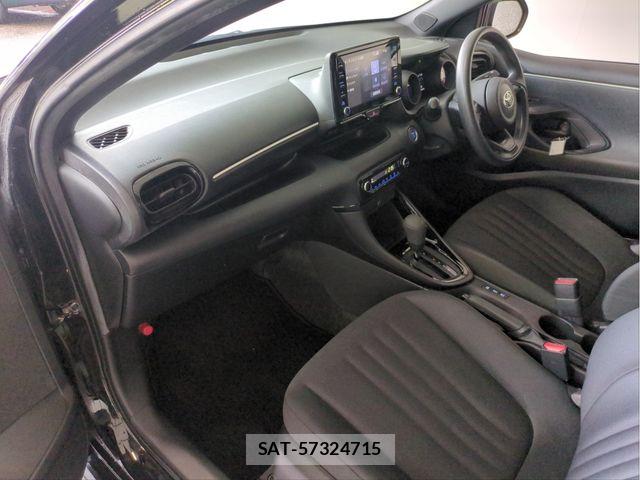 Toyota YARIS 2021-02 7731222-2