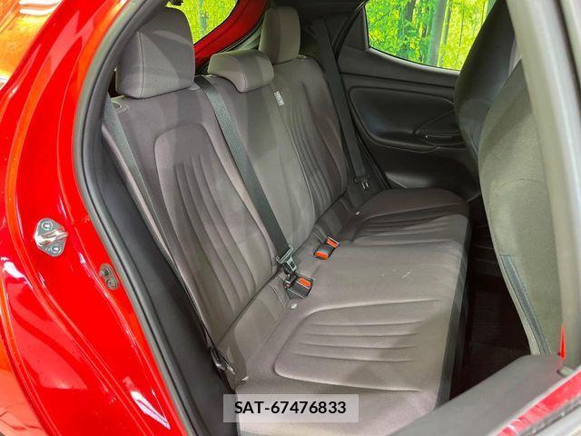 Toyota YARIS 2021-01 7731213-8