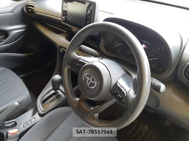 Toyota YARIS 2022-07 7718212-7