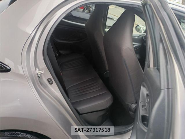 Toyota YARIS 2021-08 7731231-14