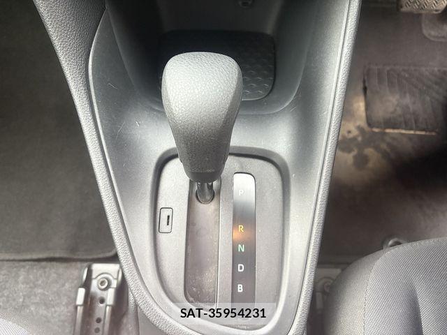 Toyota YARIS 2021-04 7731221-8