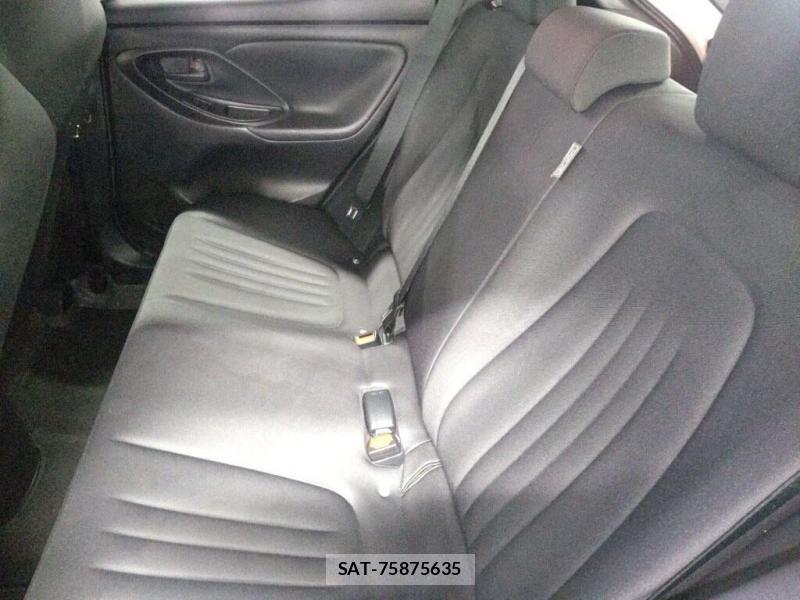 Toyota YARIS 2022-07 7721541-5