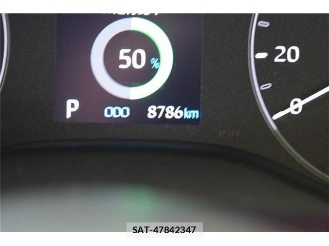 Toyota YARIS 2023-06 7731216-11