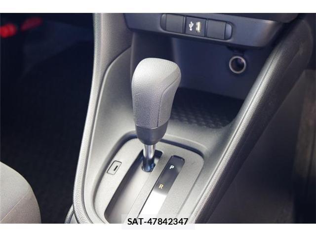 Toyota YARIS 2023-06 7731216-14