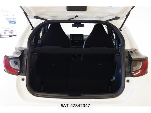 Toyota YARIS 2023-06 7731216-20