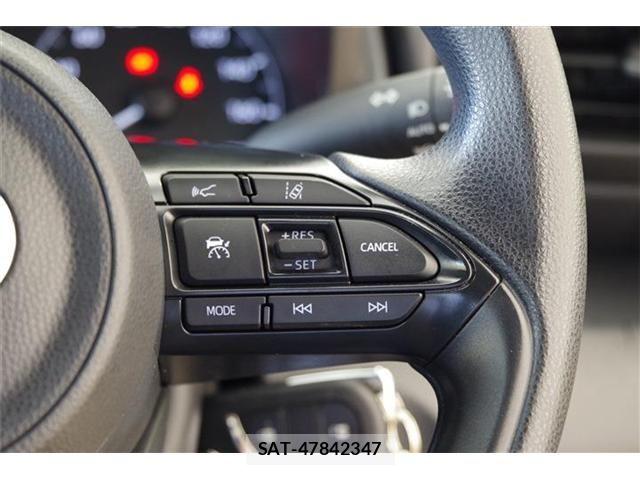 Toyota YARIS 2023-06 7731216-6