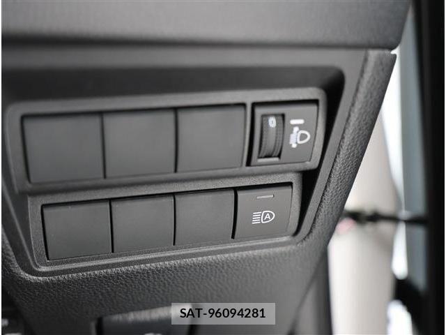 Toyota YARIS 2023-01 7731218-11