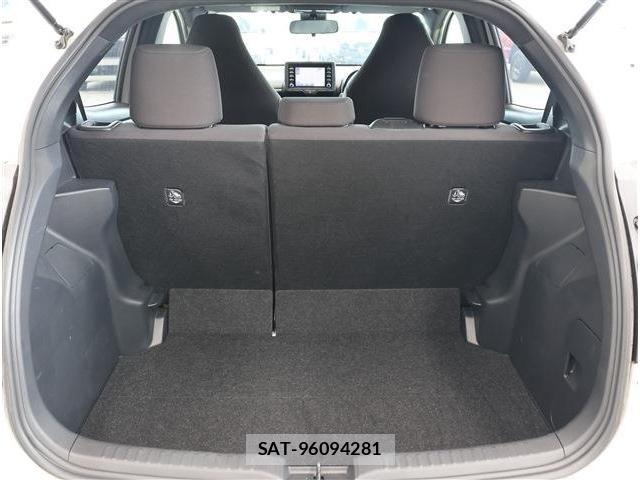 Toyota YARIS 2023-01 7731218-17