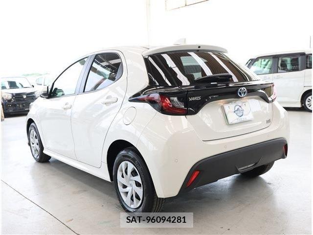 Toyota YARIS 2023-01 7731218-22