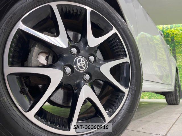 Toyota YARIS 2023-07 7731214-13