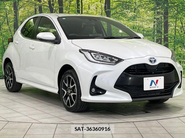 Toyota YARIS 2023-07 7731214-16