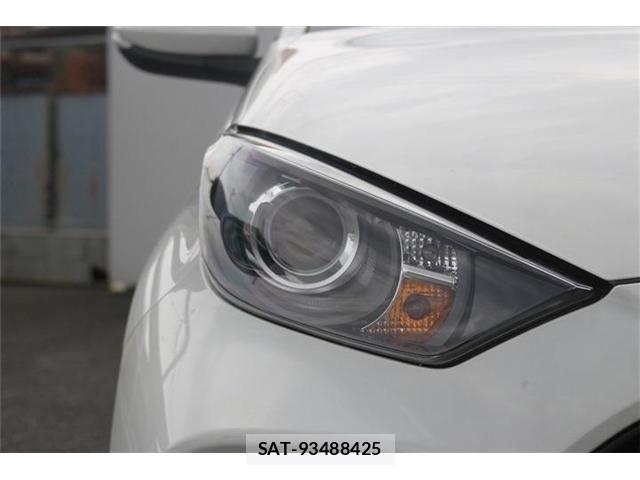 Toyota YARIS 2025-02 7790862-12