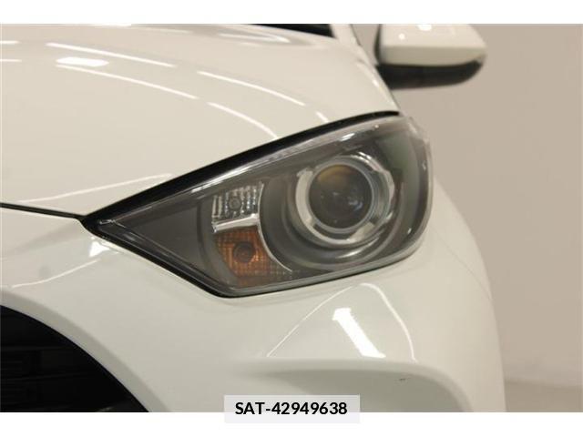 Toyota YARIS 2023-06 7790858-14