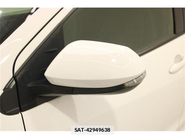 Toyota YARIS 2023-06 7790858-19