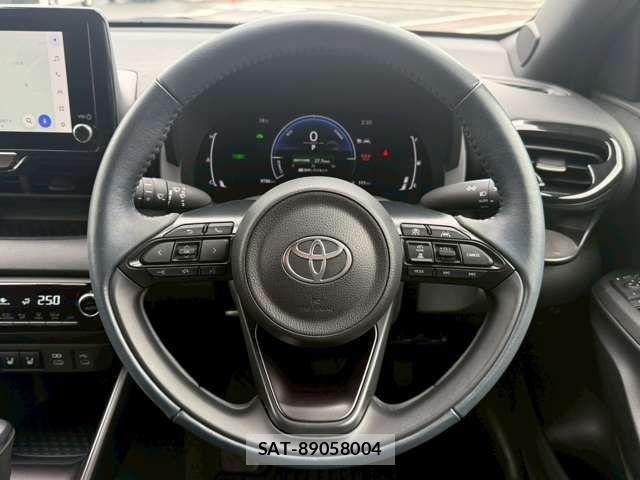 Toyota YARIS 2024-05 7790864-11