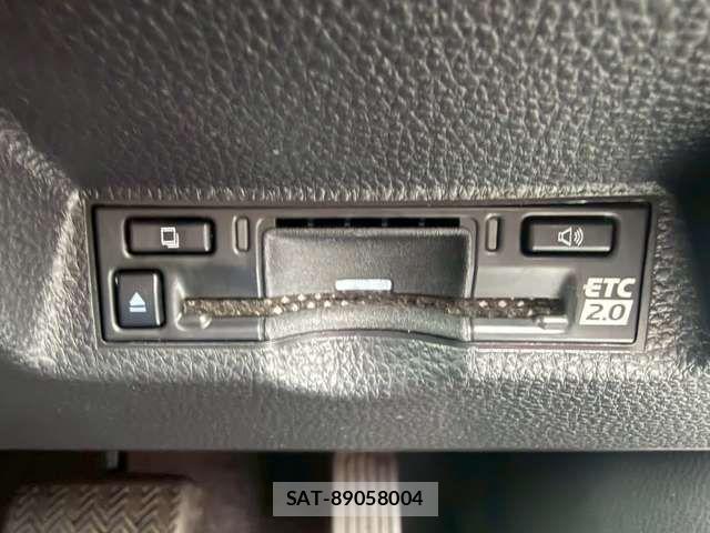 Toyota YARIS 2024-05 7790864-7