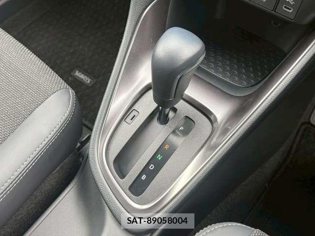 Toyota YARIS 2024-05 7790864-8