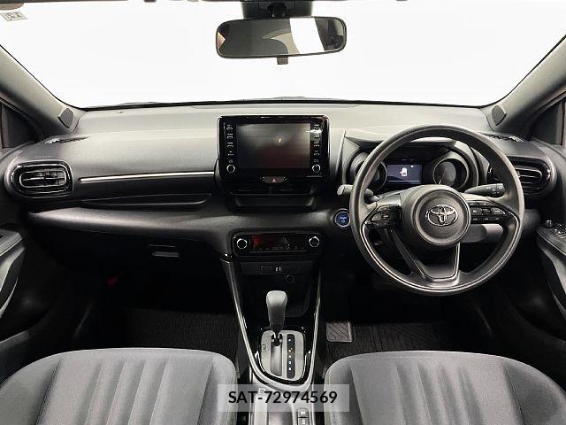 Toyota YARIS 2020-12 7880804-1
