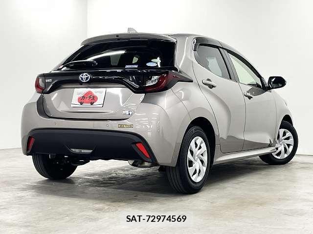 Toyota YARIS 2020-12 7880804-2